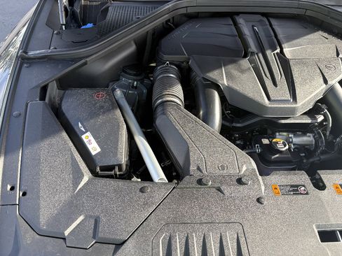 Used 2025 Genesis GV80 3.5T e-SC image 45