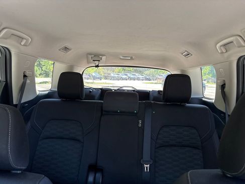 Used 2024 Nissan Pathfinder S FWD image 13