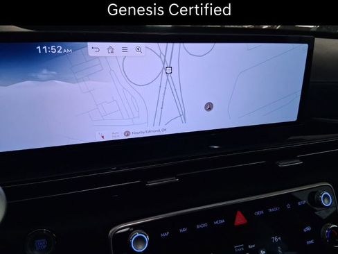 Certified 2025 Genesis GV80 2.5T Standard image 18