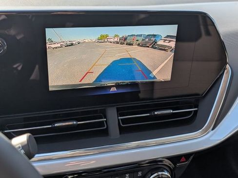 New 2026 Chevrolet Trax LT w/ Driver Confidence Package image 10