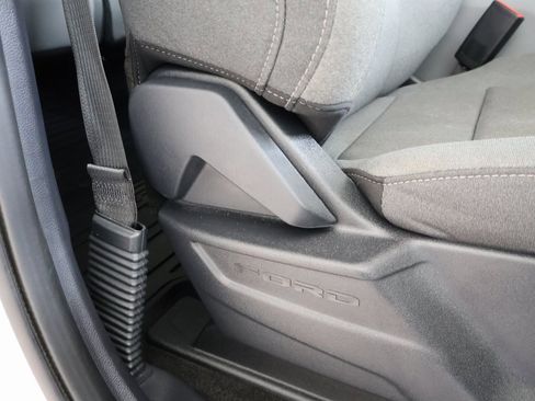 Used 2022 Ford F150 XLT image 36