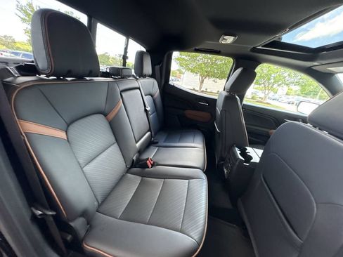 Certified 2026 GMC Canyon AT4 w/ Technology Plus Package AWD/4WD image 28