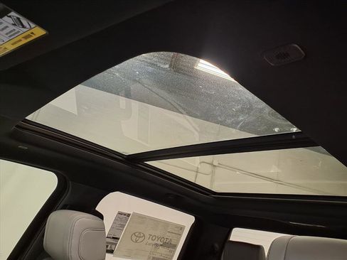 New 2026 Toyota Tundra Limited image 12