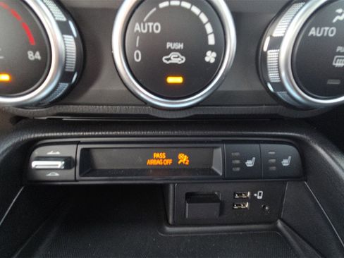 Used 2023 MAZDA MX-5 Miata Grand Touring image 17