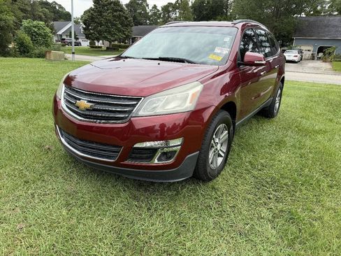 Used 2016 Chevrolet Traverse LT FWD image 1