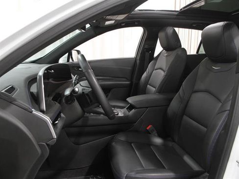 Used 2024 Cadillac XT4 Sport w/ Cold Weather Package image 5