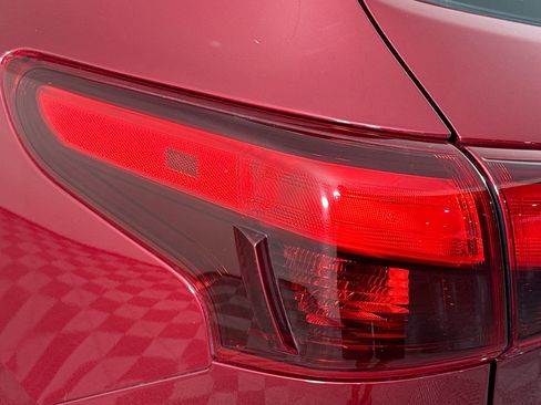 Used 2019 Nissan Rogue Sport SV w/ Technology Package image 35