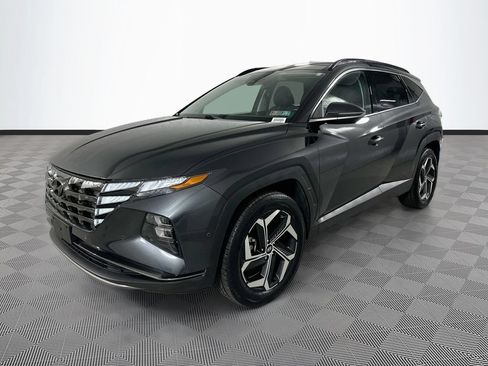 Used 2022 Hyundai Tucson Limited w/ Cargo Package AWD/4WD image 3