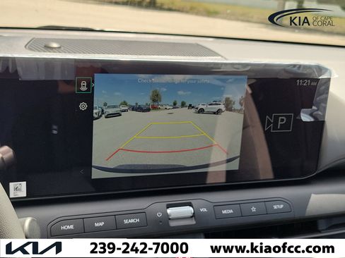 New 2026 Kia K4 LXS image 25