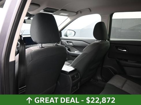 Used 2025 Nissan Rogue SV AWD/4WD image 24