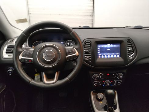 Used 2018 Jeep Compass Latitude w/ Popular Equipment Group image 22