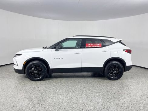 Used 2023 Chevrolet Blazer LT w/ Convenience Package FWD image 4