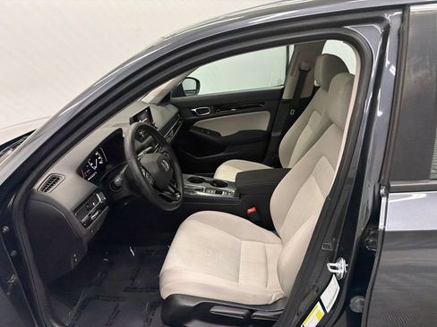 Used 2022 Honda Civic EX image 9