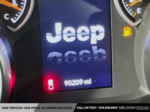 Used 2022 Jeep Gladiator Sport image 12