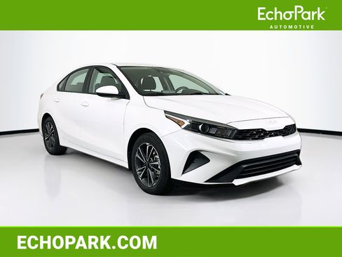 Used 2024 Kia Forte LXS image 1