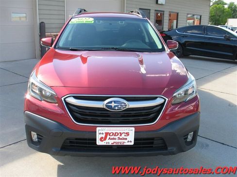 Used 2022 Subaru Outback Premium AWD/4WD image 34