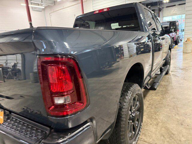 Used 2025 RAM 2500 Big Horn AWD/4WD image 24