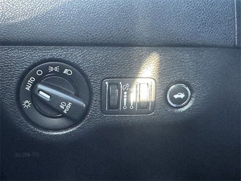 Certified 2018 Dodge Charger SRT w/ Harman/Kardon Audio Group image 24