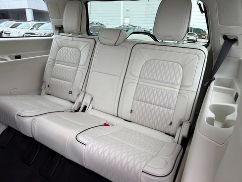 Used 2024 Lincoln Navigator Black Label AWD/4WD image 23