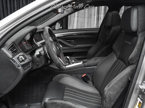 Used 2015 BMW M5 RWD image 22