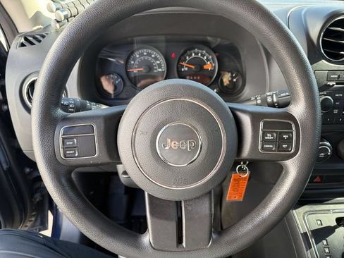 Used 2016 Jeep Patriot Sport w/ Power Value Group AWD/4WD image 16