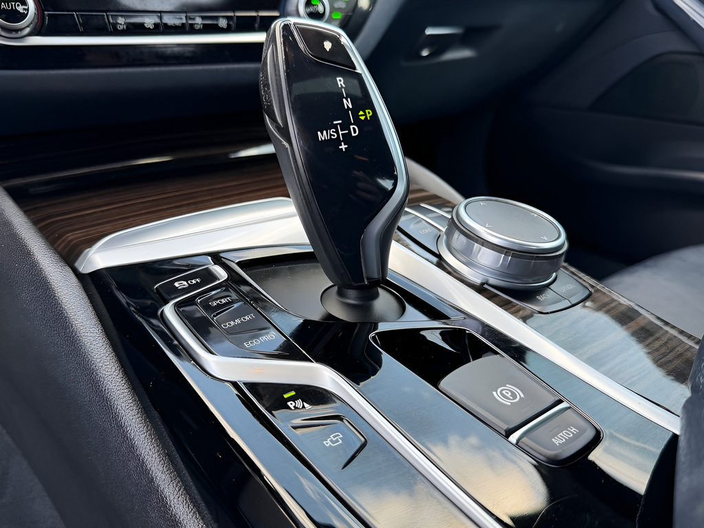 Used 2017 BMW 540i RWD image 56