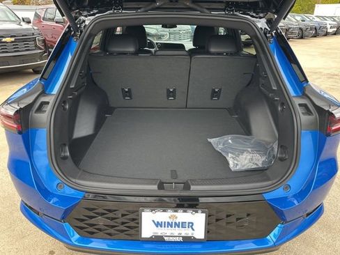 New 2026 Chevrolet Equinox EV RS image 12