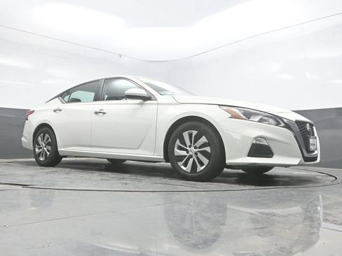 Used 2021 Nissan Altima 2.5 S FWD image 37