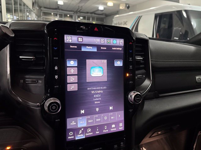 Used 2026 RAM 2500 Laramie w/ Sport Appearance Package AWD/4WD image 25