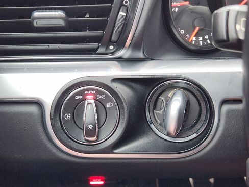 Used 2019 Porsche 911 Carrera 4S image 26