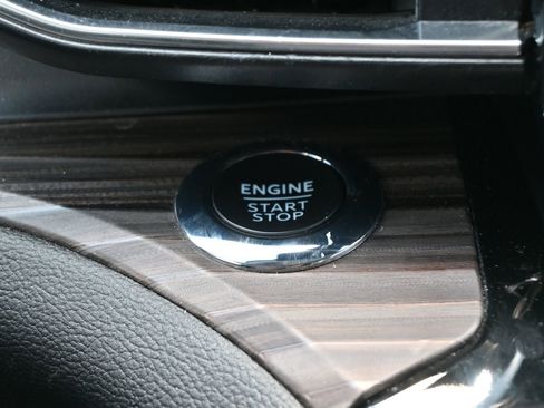 Used 2023 Ford Explorer Limited w/ Equipment Group 301A RWD image 19