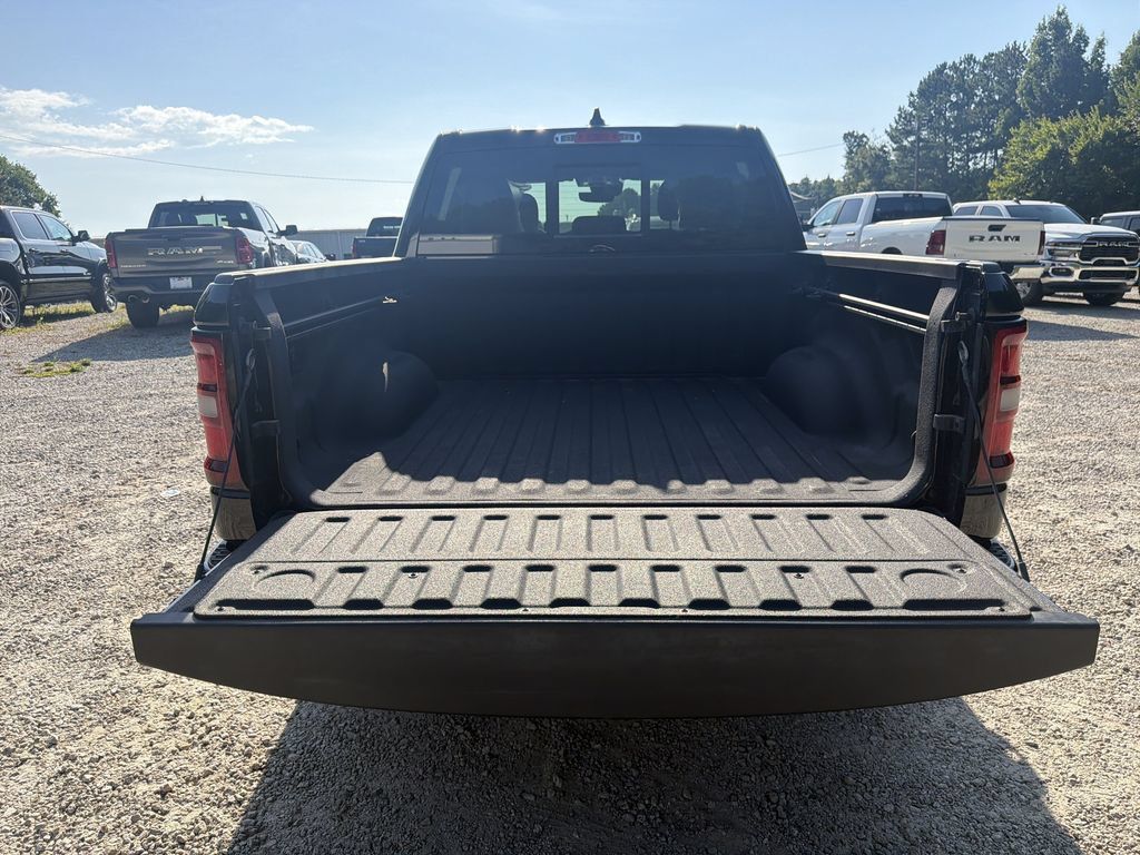 Used 2025 RAM 1500 Big Horn AWD/4WD image 18
