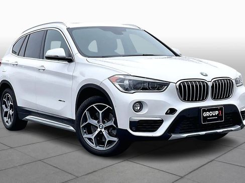 Used 2017 BMW X1 xDrive28i image 3