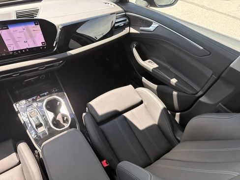 Used 2026 Audi A6 Premium Plus AWD/4WD image 22