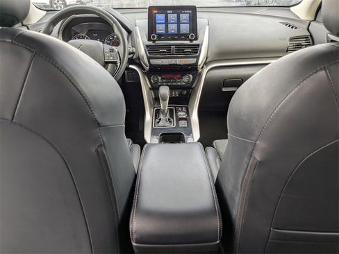 Used 2024 Mitsubishi Eclipse Cross SE image 30