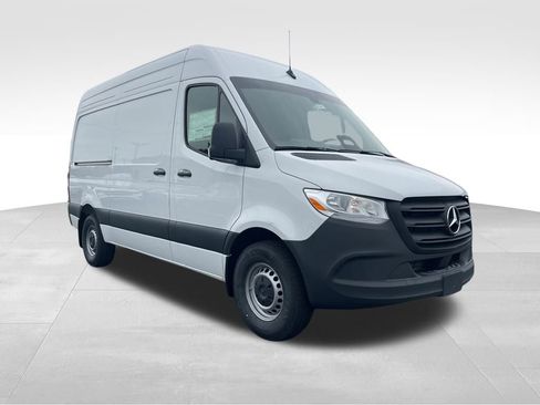 New 2025 Mercedes-Benz Sprinter 2500 image 4