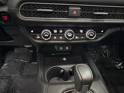 Used 2027 Honda HR-V EX-L image 17