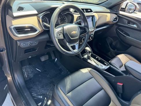 Certified 2021 Chevrolet TrailBlazer ACTIV w/ Technology Package FWD image 15
