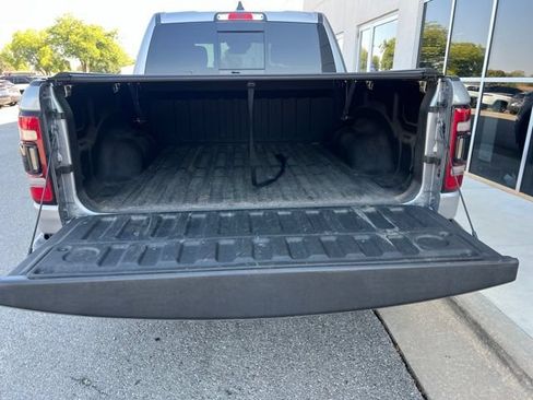 Used 2020 RAM 1500 Laramie AWD/4WD image 4