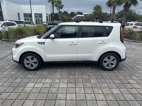 Used 2016 Kia Soul image 5