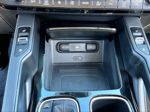 Certified 2022 Kia Telluride EX w/ EX Premium Package image 24