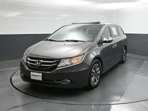 Used 2015 Honda Odyssey Touring Elite image 34
