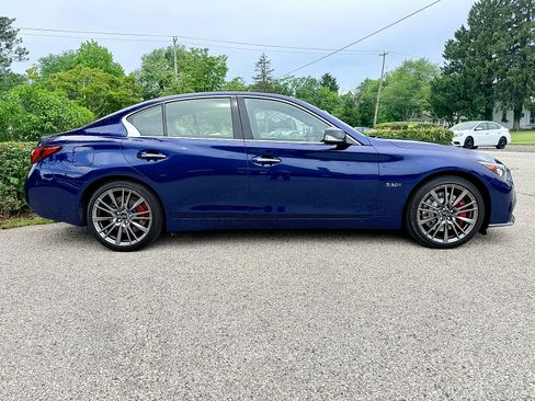 Used 2019 INFINITI Q50 Red Sport 400 w/ Proactive Package AWD/4WD image 4
