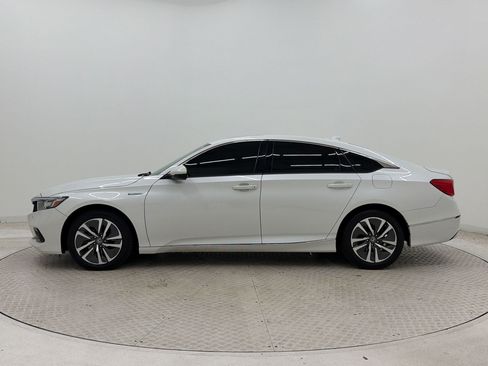 Used 2022 Honda Accord EX-L image 2