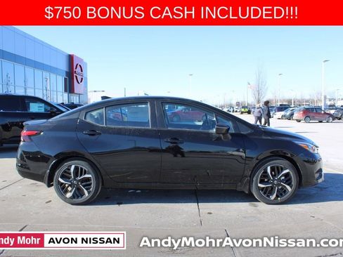 New 2025 Nissan Versa SR image 3