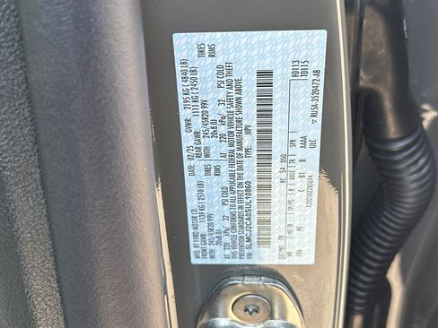 New 2025 Lincoln Corsair Reserve w/ Equipment Group 202A image 25