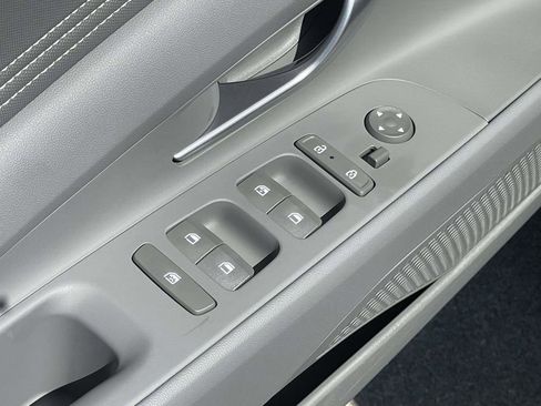 New 2026 Hyundai Elantra SEL Sport Premium FWD image 13