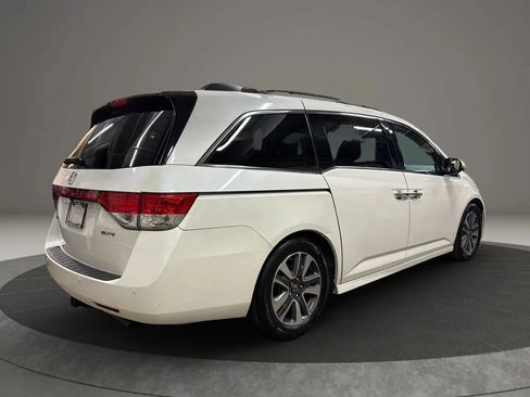 Used 2017 Honda Odyssey Touring image 8