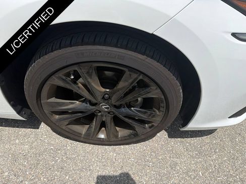 Certified 2025 Lexus ES 350 w/ Accessory Package (Z2) FWD image 10