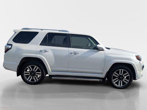Used 2023 Toyota 4Runner Limited AWD/4WD image 3